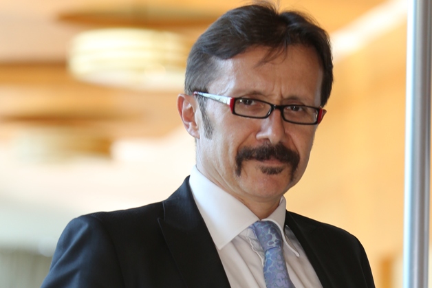 Prof. Dr. İsmail Çelik