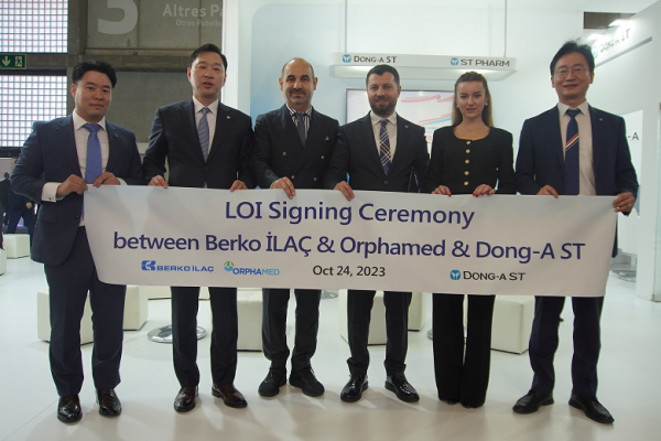 Berko, Orphamed, Dong-A LOI Ceremony