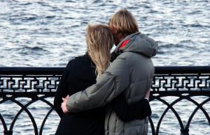 Dopamin İlişkileri ve Ayrılıkları Nasıl Yönlendiriyor?