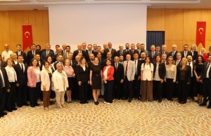 Bakan Memişoğlu Tıbbi Cihaz Sektör Temsilcileri İstişare Toplantısı’na Katıldı