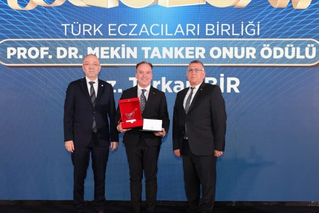 prof metin tanker-ödül