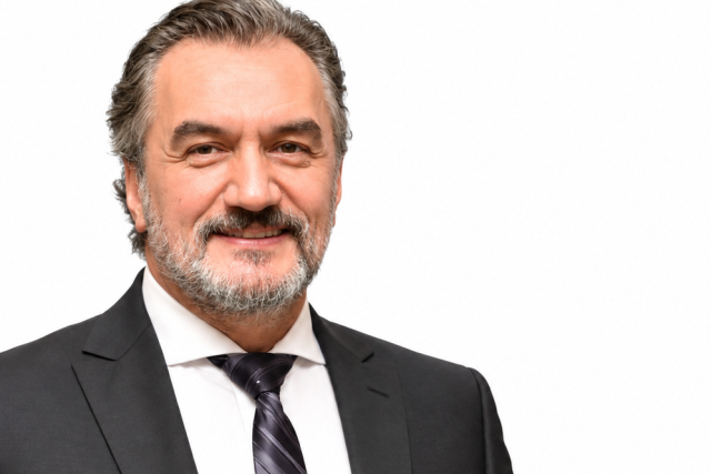 akın aksekili