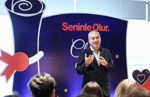 Novartis Türkiye Ve Bilim Virüsü İş Birliğiyle Hayata Geçirilen “Seninle Olur.” Programı Mezunlarını Verdi